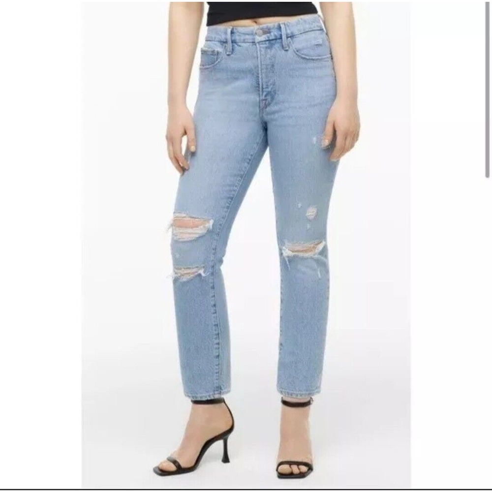 Good American Zara Classic Slim High Rise Distressed Jeans Light Wash 30/62